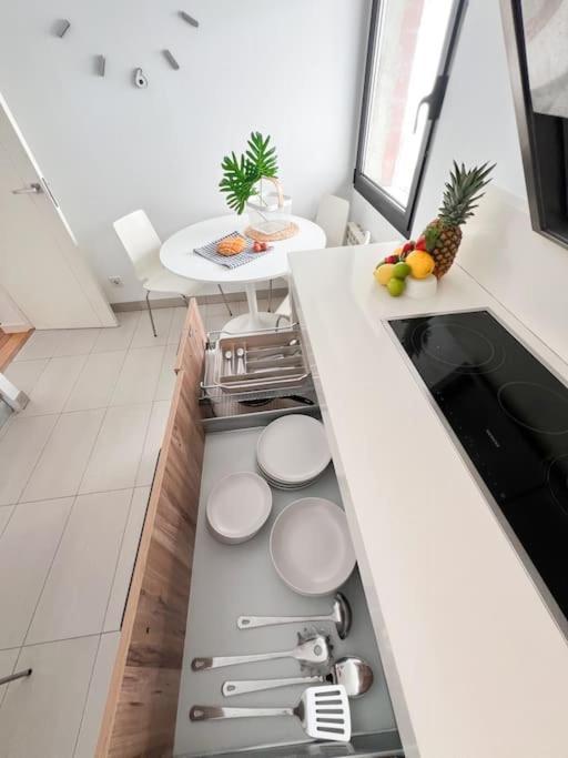 Centrico Apartamento Recien Reformado. Santander Luaran gambar